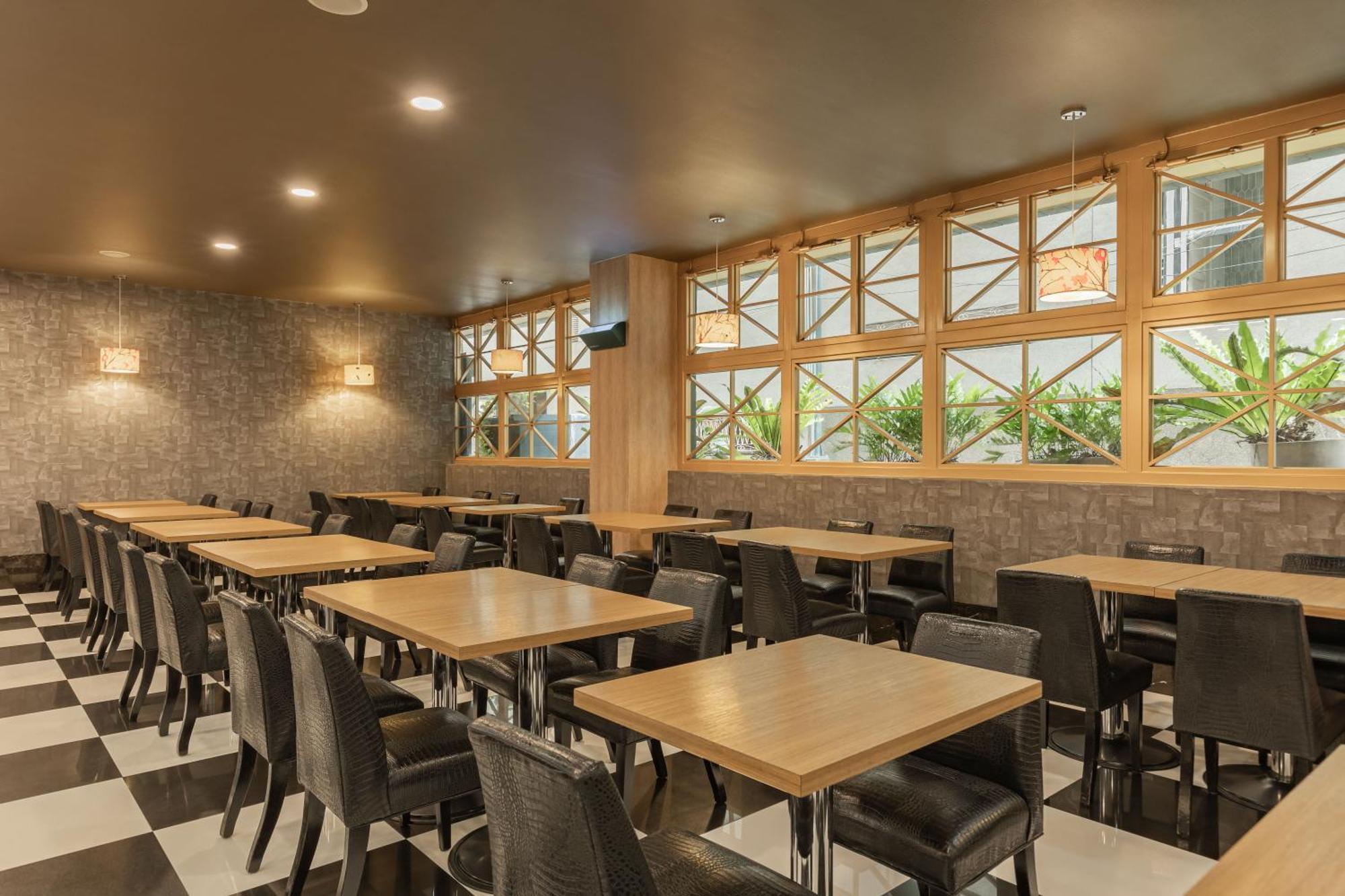 Kindness Hotel - Tainan Chihkan Tower מראה חיצוני תמונה