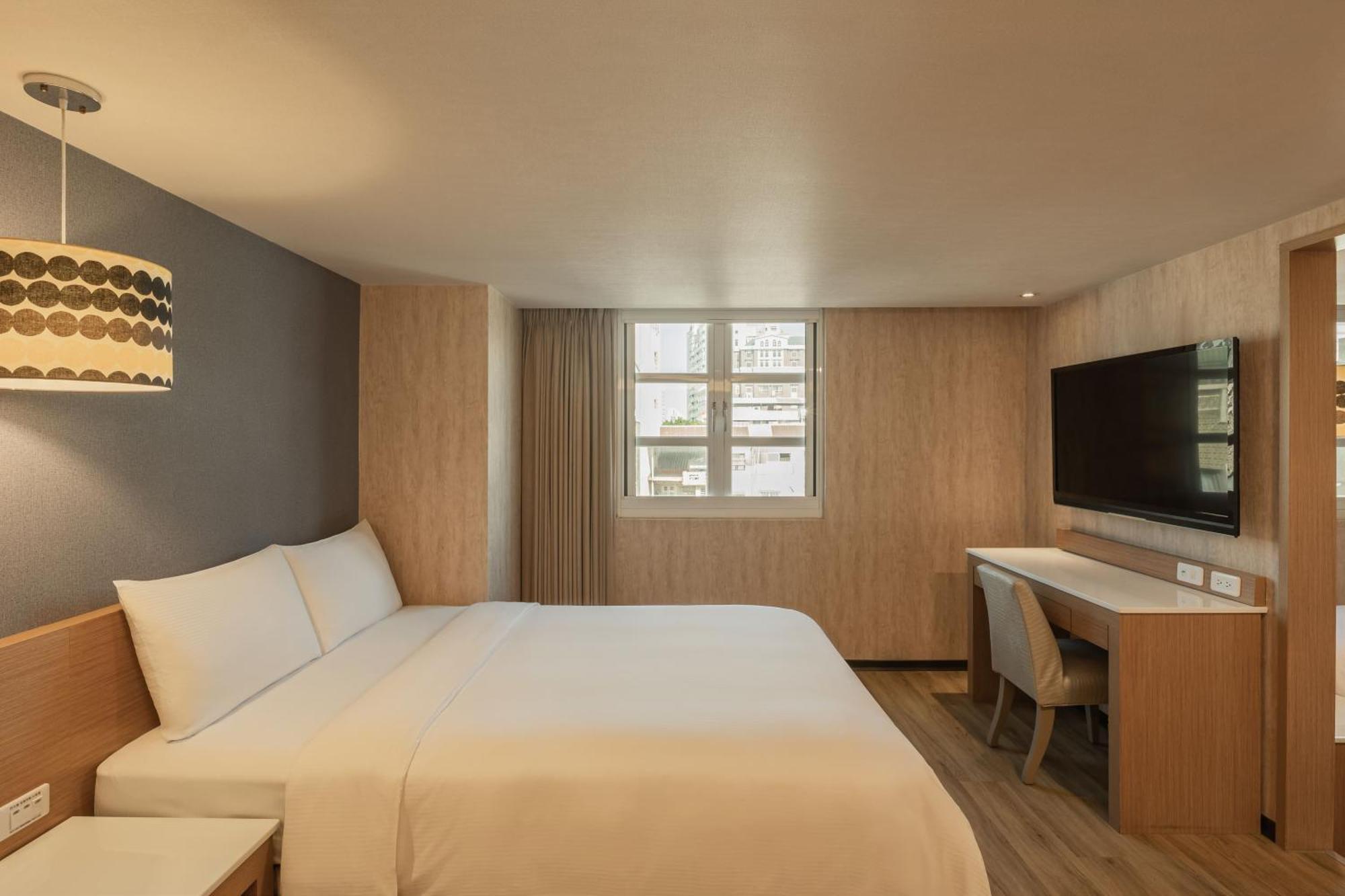 Kindness Hotel - Tainan Chihkan Tower חדר תמונה