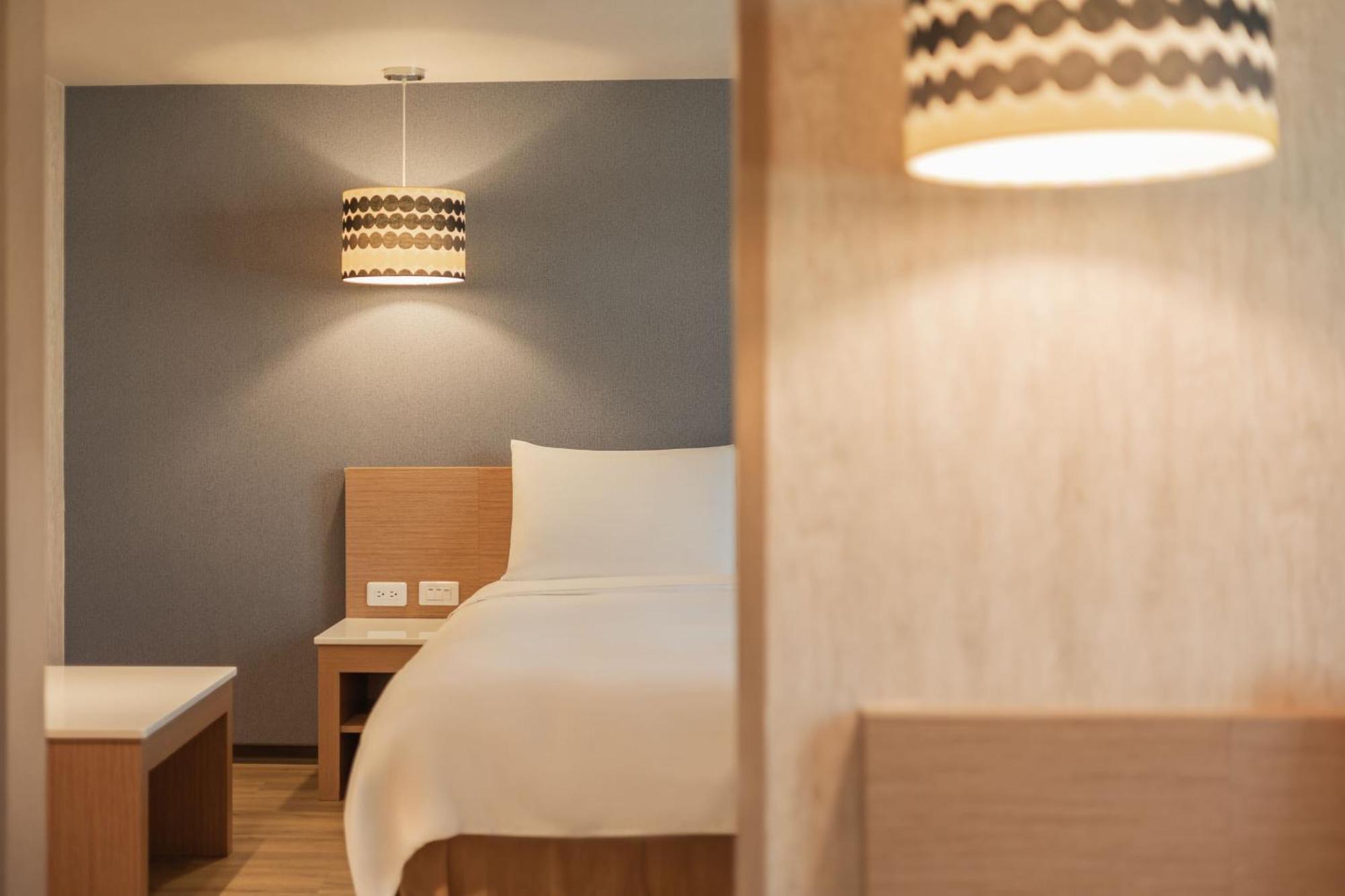 Kindness Hotel - Tainan Chihkan Tower חדר תמונה