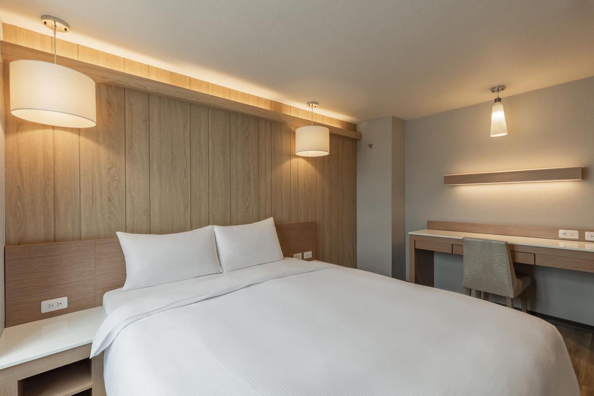 Kindness Hotel - Tainan Chihkan Tower חדר תמונה