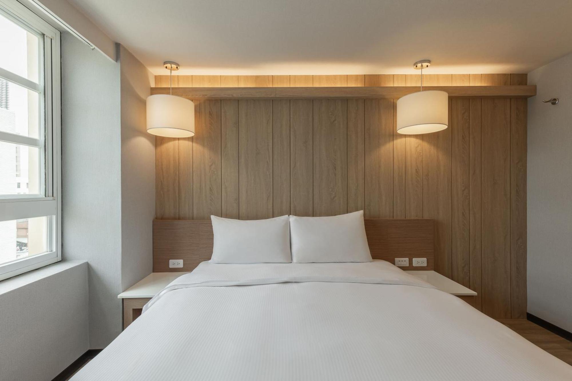 Kindness Hotel - Tainan Chihkan Tower חדר תמונה